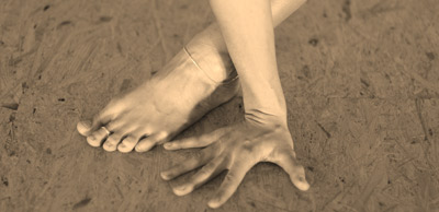 Hand & foot in Parivrtta Trikonasana Parivrtta Trikonasana Hands kira